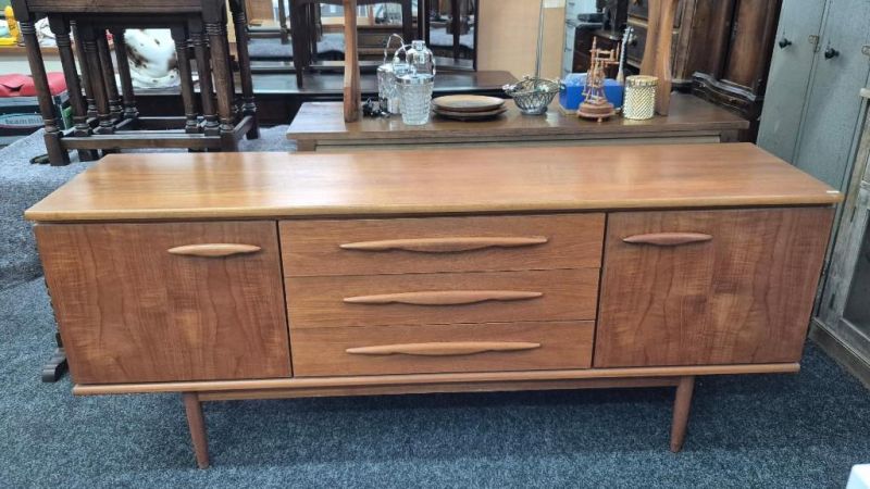 Lot 246-1 for Next Gainsborough Auction