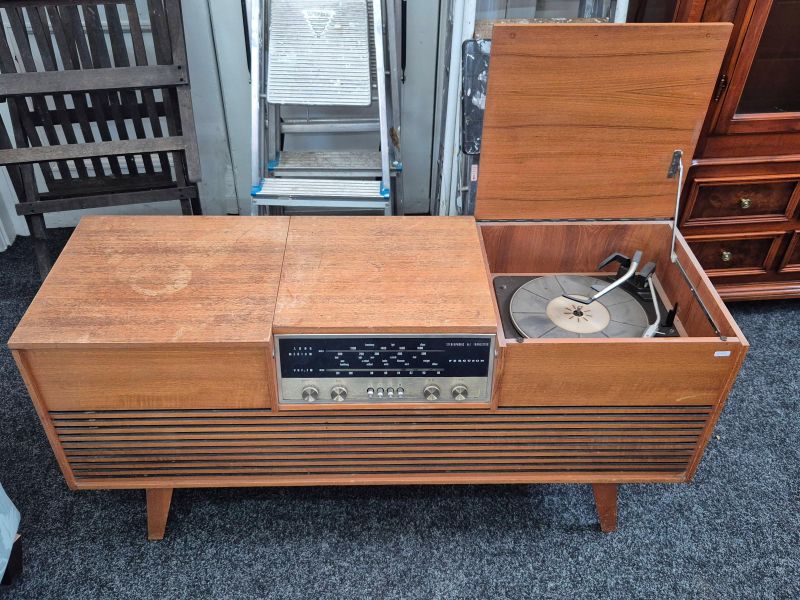 Lot 286-1 for Auction