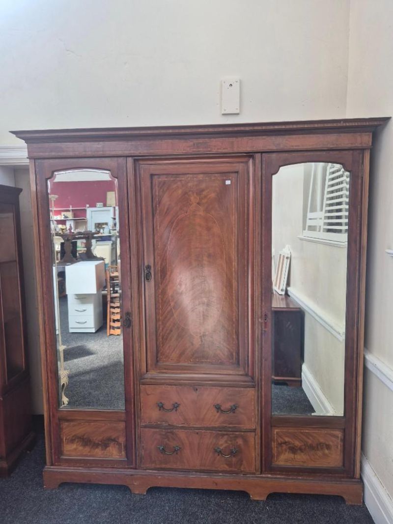 Lot 291-1 for Next Gainsborough Auction